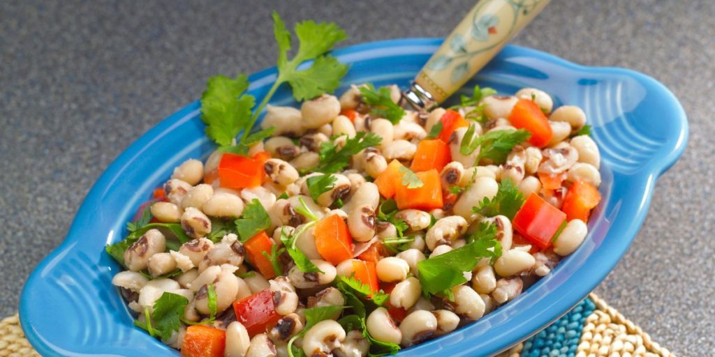 Φασόλια μαυρομάτικα σαλάτα